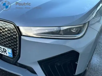 Photo 16 BMW Ix  xDrive50 523ch
