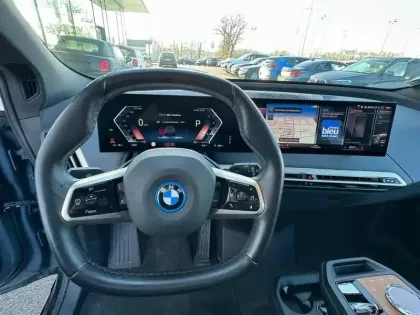 Photo 44 BMW Ix  xDrive50 523ch