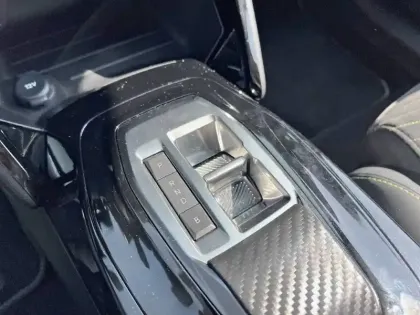 Photo 42 Peugeot 208  Electrique 51 kWh 156ch