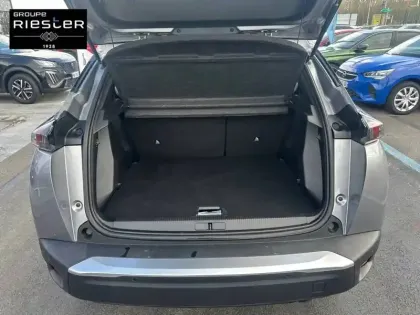 Photo 48 Peugeot 2008  PureTech 100 S&S BVM6
