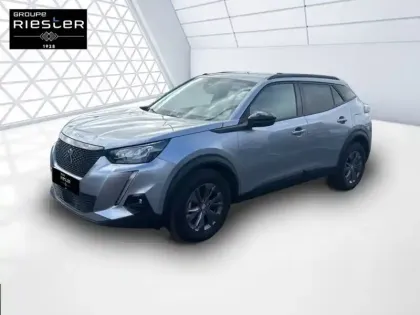 Photo 63 Peugeot 2008  PureTech 100 S&S BVM6