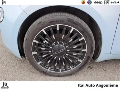 Photo 10 Fiat 500  e 118ch ICONE PLUS 42Kwh