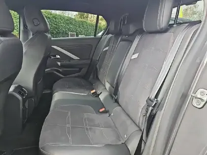 Photo 9 Opel Astra  1.2 Turbo 130 ch BVA8