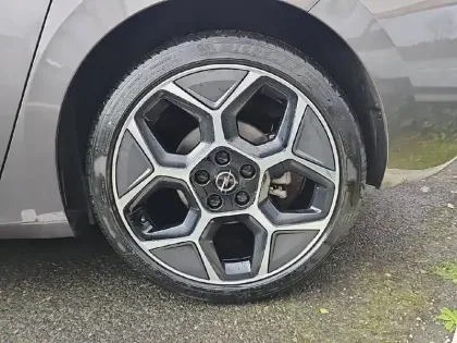 Photo 10 Opel Astra  1.2 Turbo 130 ch BVA8