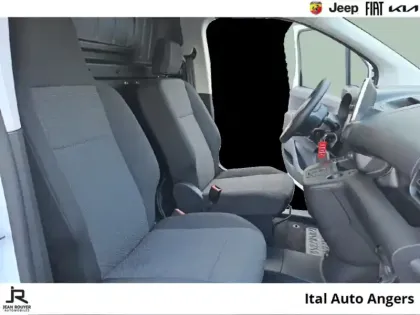 Photo 9 Fiat Doblo  Fg M 800kg Electrique 136ch Batterie 50 kWh   /   Prime CCE de 4 900? déduit uniquement pour l