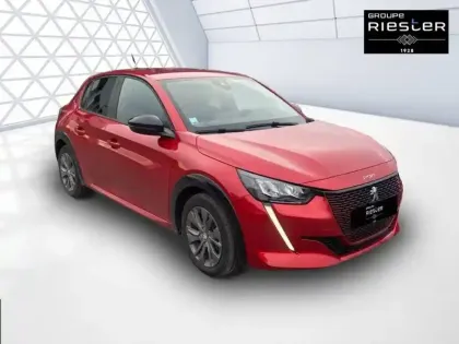 Photo 42 Peugeot 208  Electrique 50 kWh 136ch