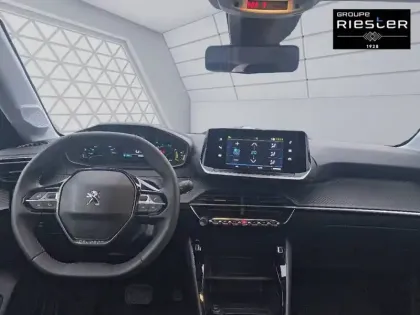 Photo 47 Peugeot 208  Electrique 50 kWh 136ch