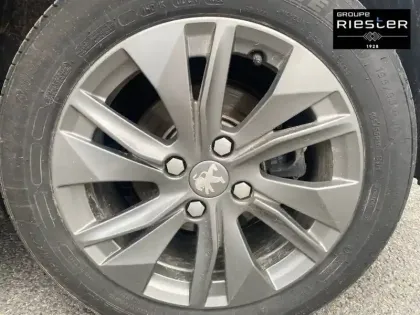 Photo 30 Peugeot 208  Electrique 50 kWh 136ch