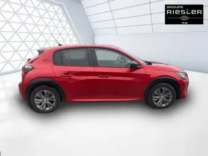 Photo 43 Peugeot 208  Electrique 50 kWh 136ch