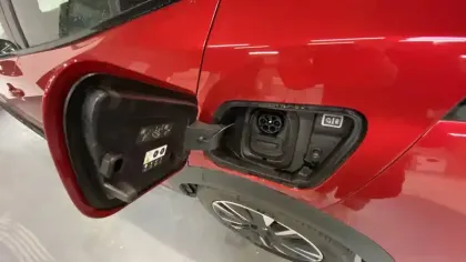 Photo 31 Peugeot 2008  Electrique 136 ch