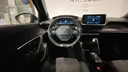 Photo 16 Peugeot 2008  Electrique 136 ch