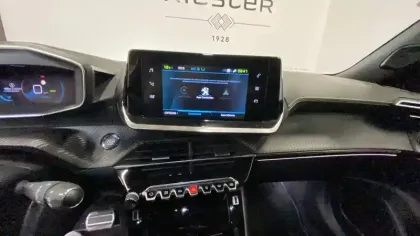 Photo 18 Peugeot 2008  Electrique 136 ch