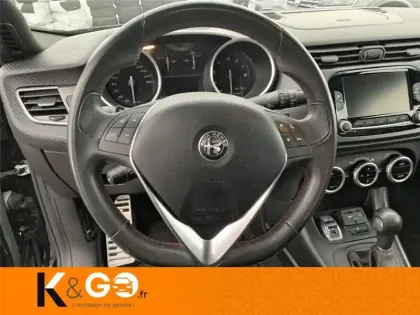 Photo 11 Alfa Romeo Giulietta 1750 TBI 240 CH TCT
