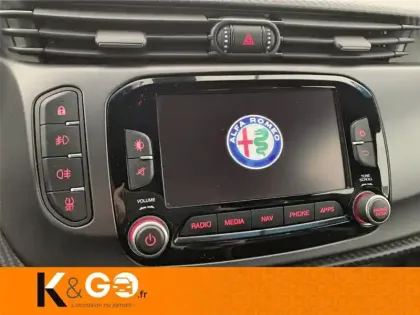 Photo 13 Alfa Romeo Giulietta 1750 TBI 240 CH TCT