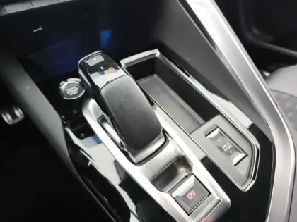 Photo 23 Peugeot 3008 Gén. II Ph2 NG GT 5