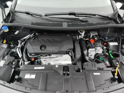 Photo 6 Peugeot 3008 Gén. II Ph2 NG GT 5