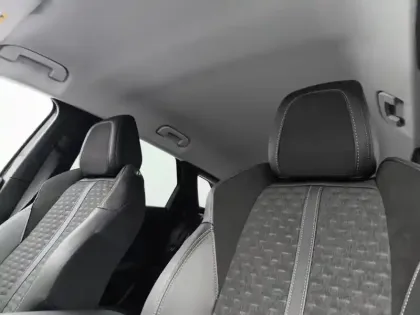 Photo 24 Peugeot 3008 Gén. II Ph2 NG GT 5