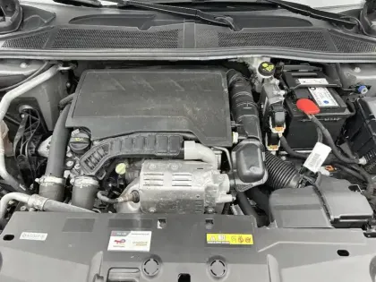 Photo 27 Peugeot 308  PureTech 130ch S&S EAT8