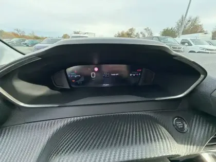 Photo 9 Peugeot 208  PureTech 100 S&S BVM6