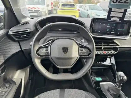 Photo 8 Peugeot 208  PureTech 100 S&S BVM6