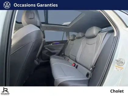 Photo 88 Volkswagen Passat  1.5 eTSI OPF 150 DSG7