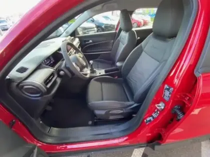 Photo 48 Jeep Avenger  1.2 Turbo T3 100 ch