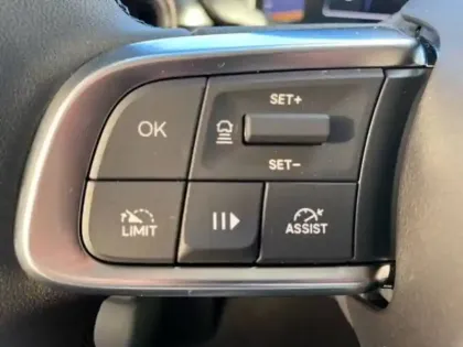 Photo 33 Jeep Avenger  1.2 Turbo T3 100 ch