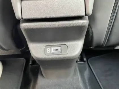 Photo 36 Jeep Avenger  1.2 Turbo T3 100 ch