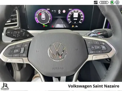 Photo 37 Volkswagen Passat  1.5 eTSI OPF 150 DSG7