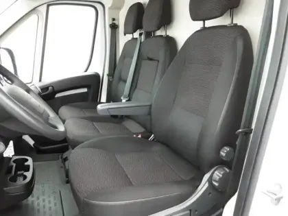 Photo 37 Peugeot Boxer  TOLE 3.0 T L2H2 BLUEHDI 120 S&S BVM6