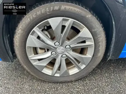 Photo 33 Peugeot 208  Electrique 50 kWh 136ch