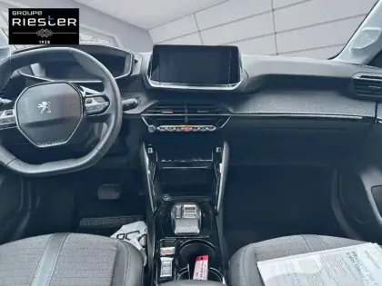 Photo 28 Peugeot 208  Electrique 50 kWh 136ch