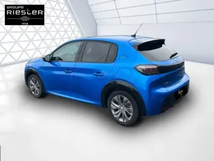 Photo 27 Peugeot 208  Electrique 50 kWh 136ch