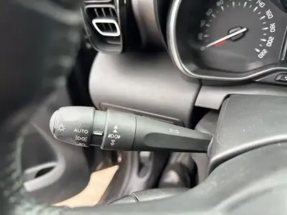 Photo 16 Citroën C3 Aircross  PureTech 130 S&S EAT6 Shine Pack