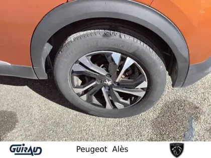 Photo 9 Peugeot 2008  PureTech 130 S&S BVM6