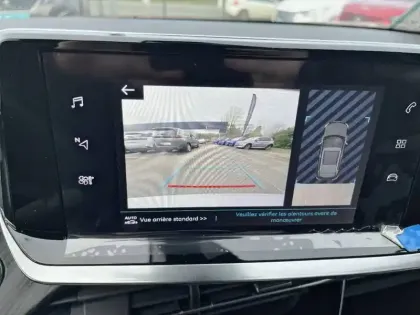 Photo 23 Peugeot 2008  Electrique 136 ch