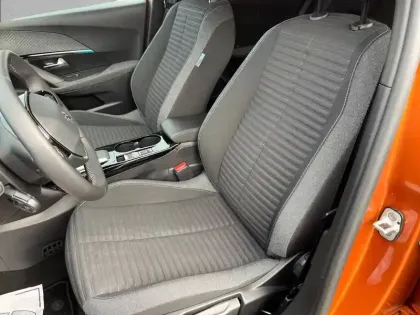 Photo 10 Peugeot 2008  Electrique 136 ch