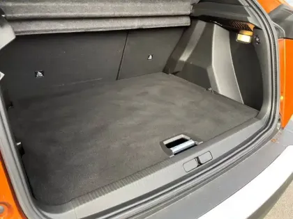 Photo 29 Peugeot 2008  Electrique 136 ch