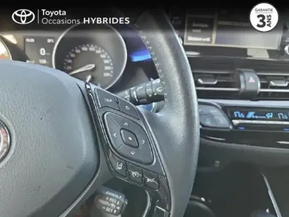 Photo 14 Toyota C-HR  122h Graphic 2WD E-CVT MY20