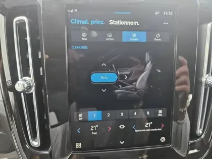 Photo 14 Volvo Xc40  Recharge 238 ch 1EDT