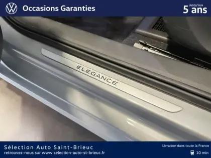 Photo 11 Volkswagen Passat  SW 1.5 eTSI 150ch Elegance DSG7