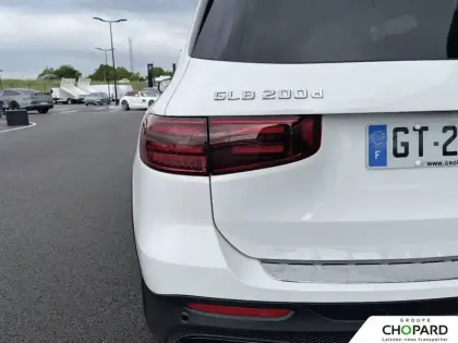 Photo 10 Mercedes GLB  200 d 8G-DCT