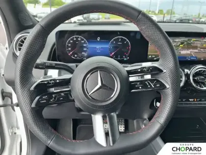 Photo 14 Mercedes GLB  200 d 8G-DCT