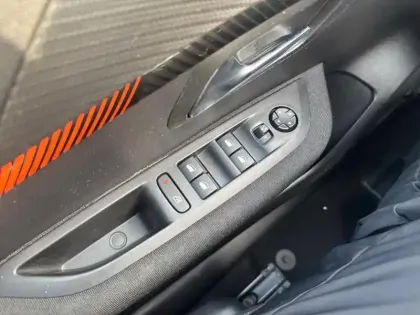 Photo 19 Peugeot 208  PureTech 75 S&S BVM5 Active