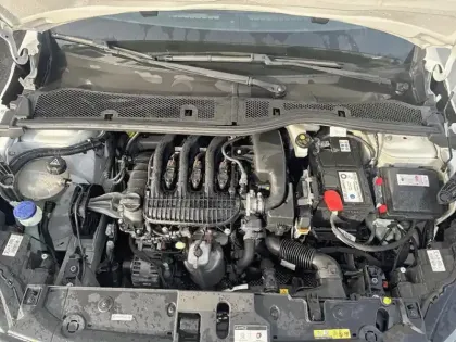 Photo 6 Peugeot 208  PureTech 75 S&S BVM5 Active