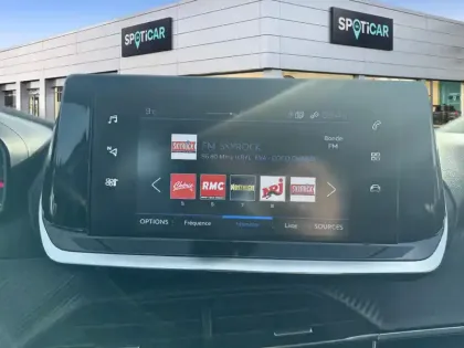 Photo 10 Peugeot 208  PureTech 75 S&S BVM5 Active