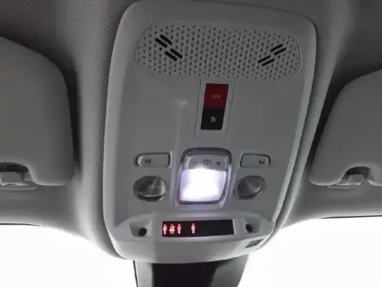 Photo 50 Peugeot 2008  BlueHDi 130 S&S EAT8