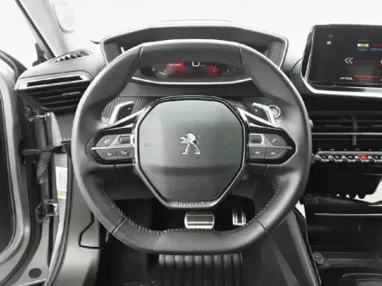 Photo 27 Peugeot 2008  BlueHDi 130 S&S EAT8