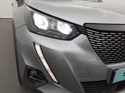 Photo 34 Peugeot 2008  BlueHDi 130 S&S EAT8