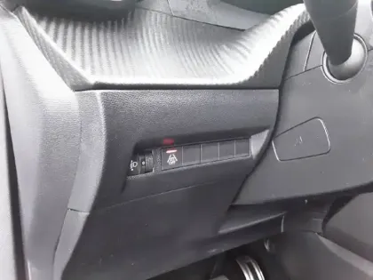 Photo 39 Peugeot 2008  BlueHDi 130 S&S EAT8